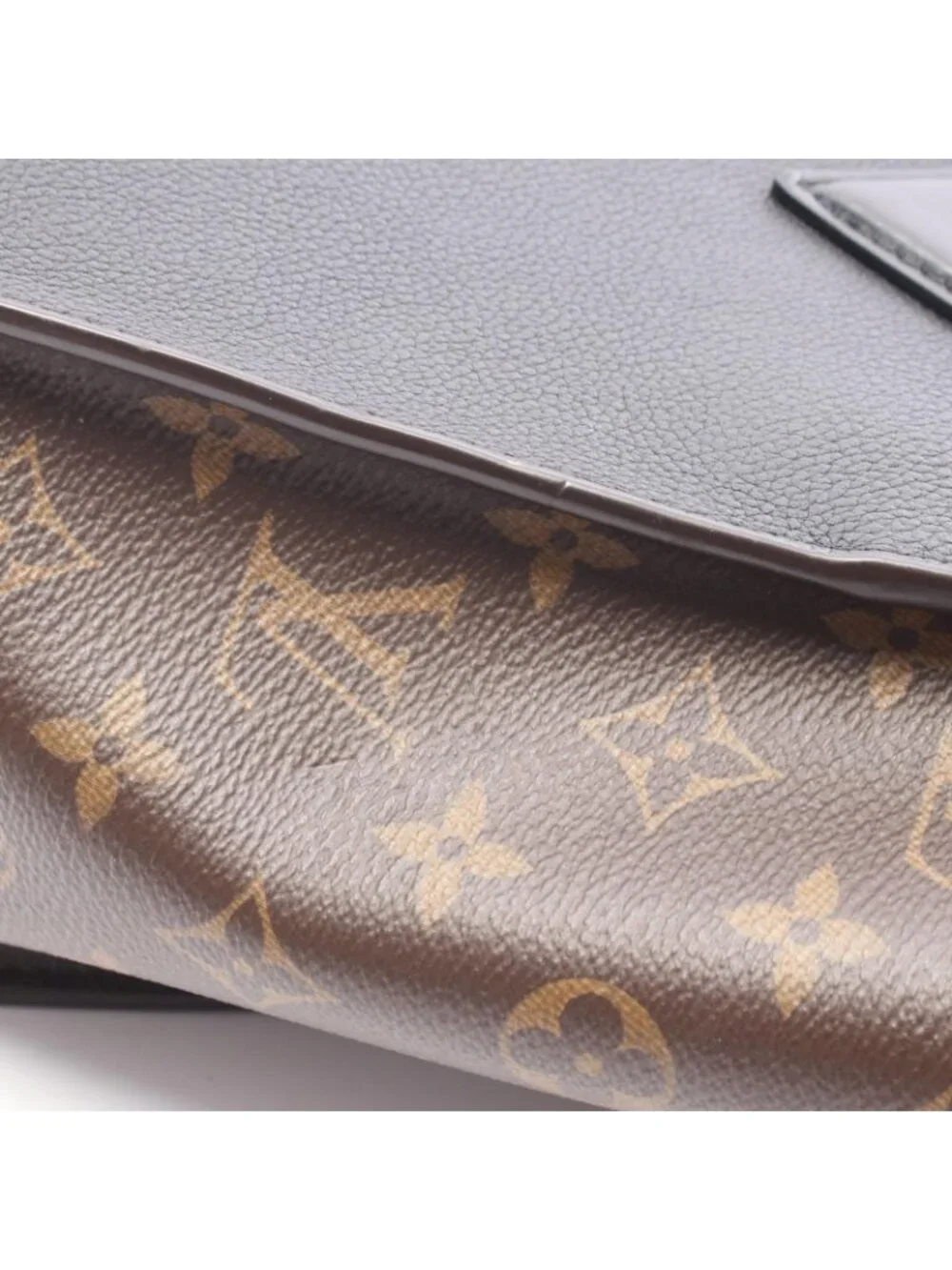 Louis Vuitton Handbag on My Side MM Monogram Noir Leather Canvas
